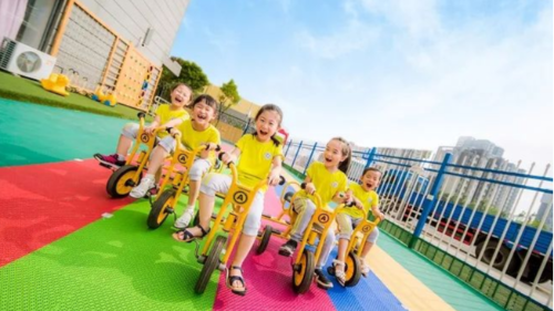 幼兒園懸浮地板選購指南，趕緊收藏-泰州市鳳城橡塑有限公司